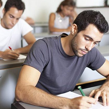  Ayudante en Instituciones Penitenciarias